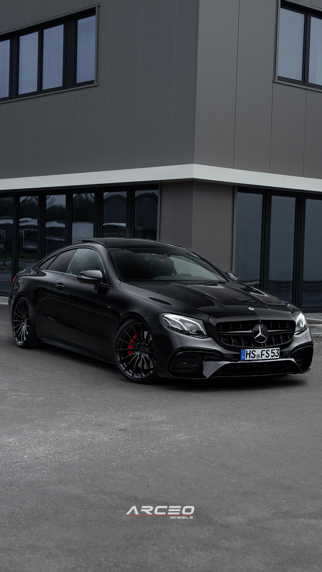 10.5*21-5*114.3 ET40 70.6 Gloss Black BERLIN