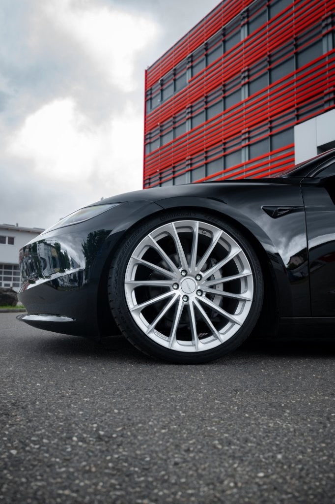 9.0*21-5*108 ET35 73.1  Hyper Silver BERLIN