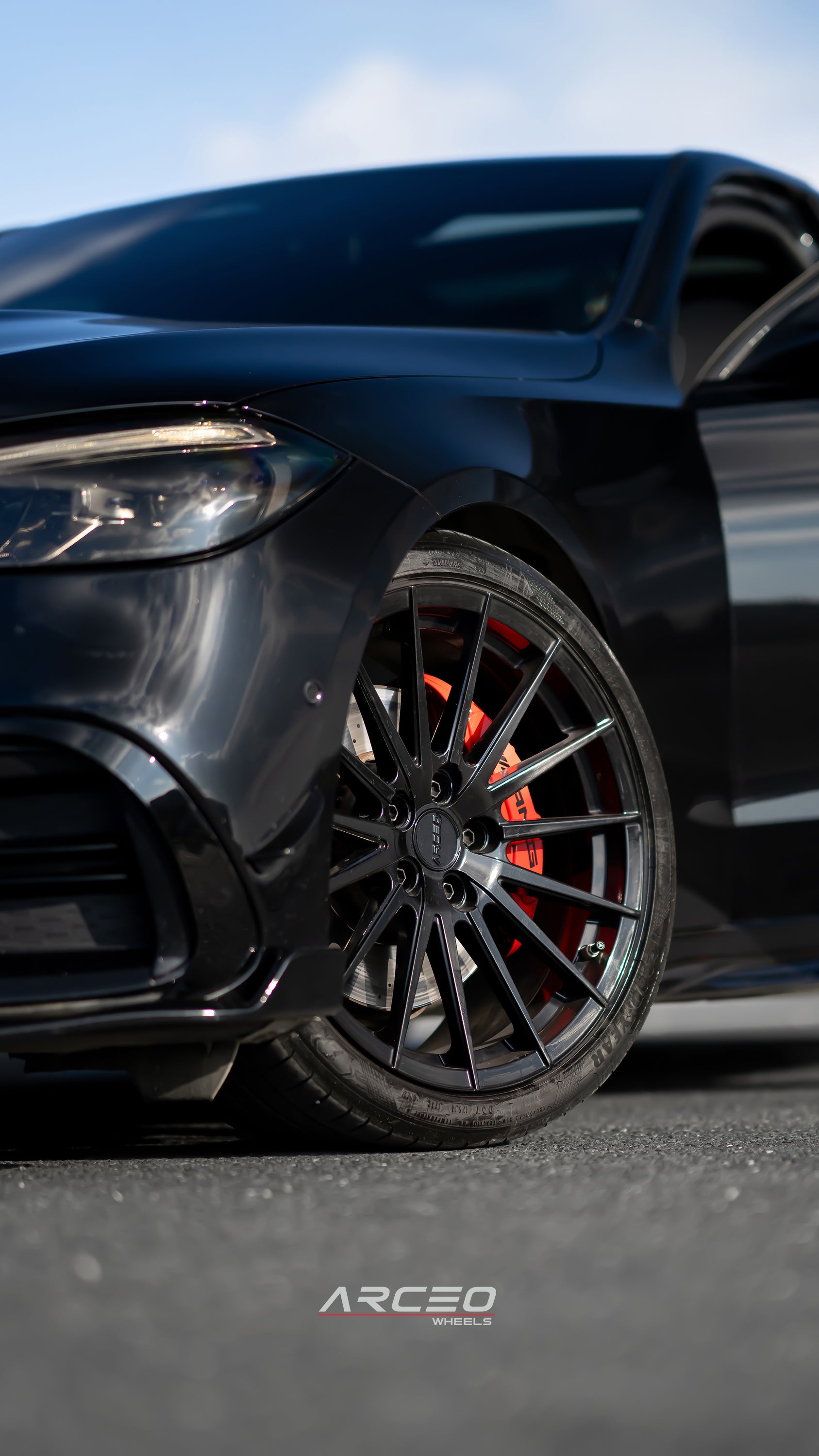 9.5*19-5*112 ET37 73.1 Glossy Black LISBON