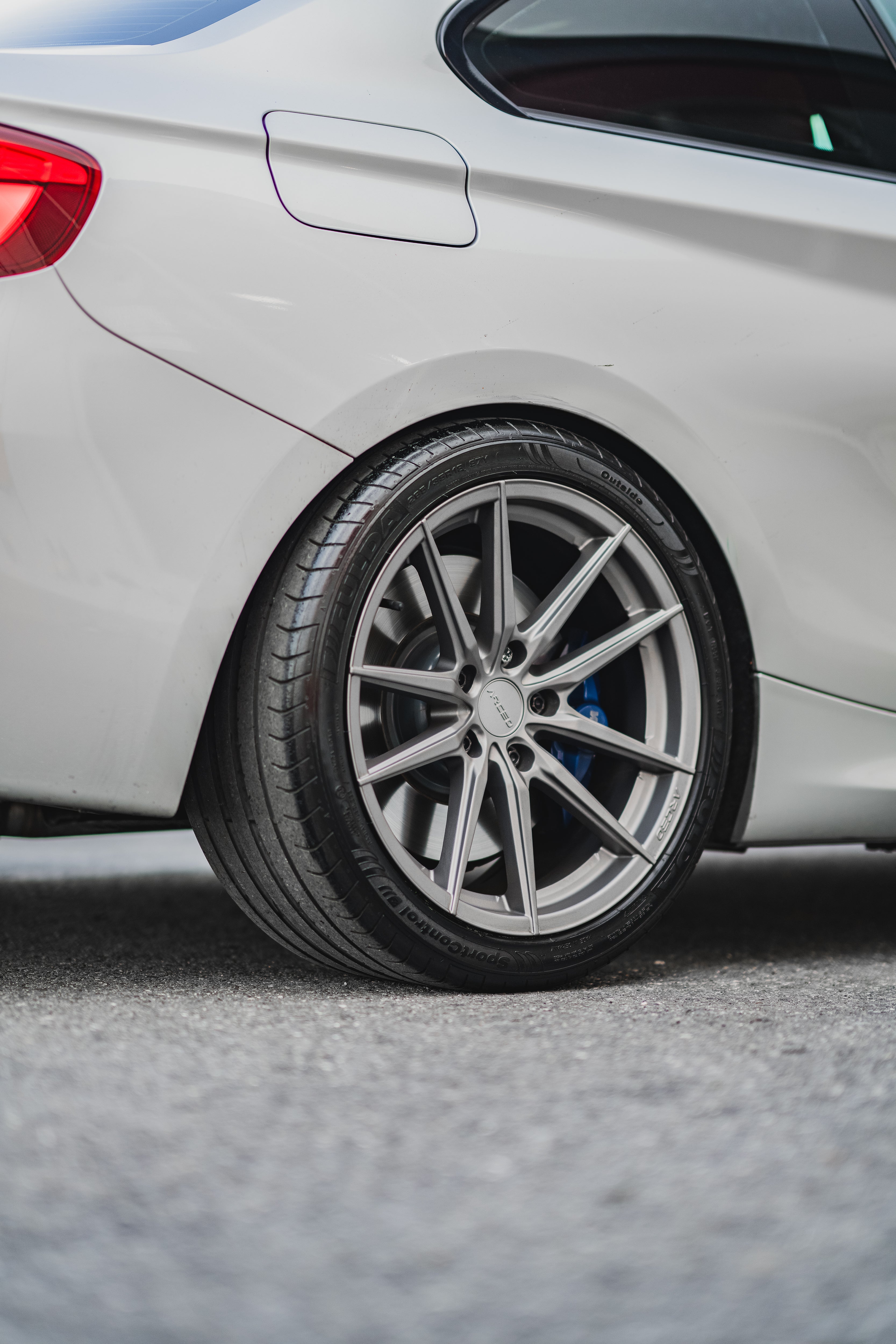 8.0*18-5*120 ET33 72.6 Gloss Titan MONACO