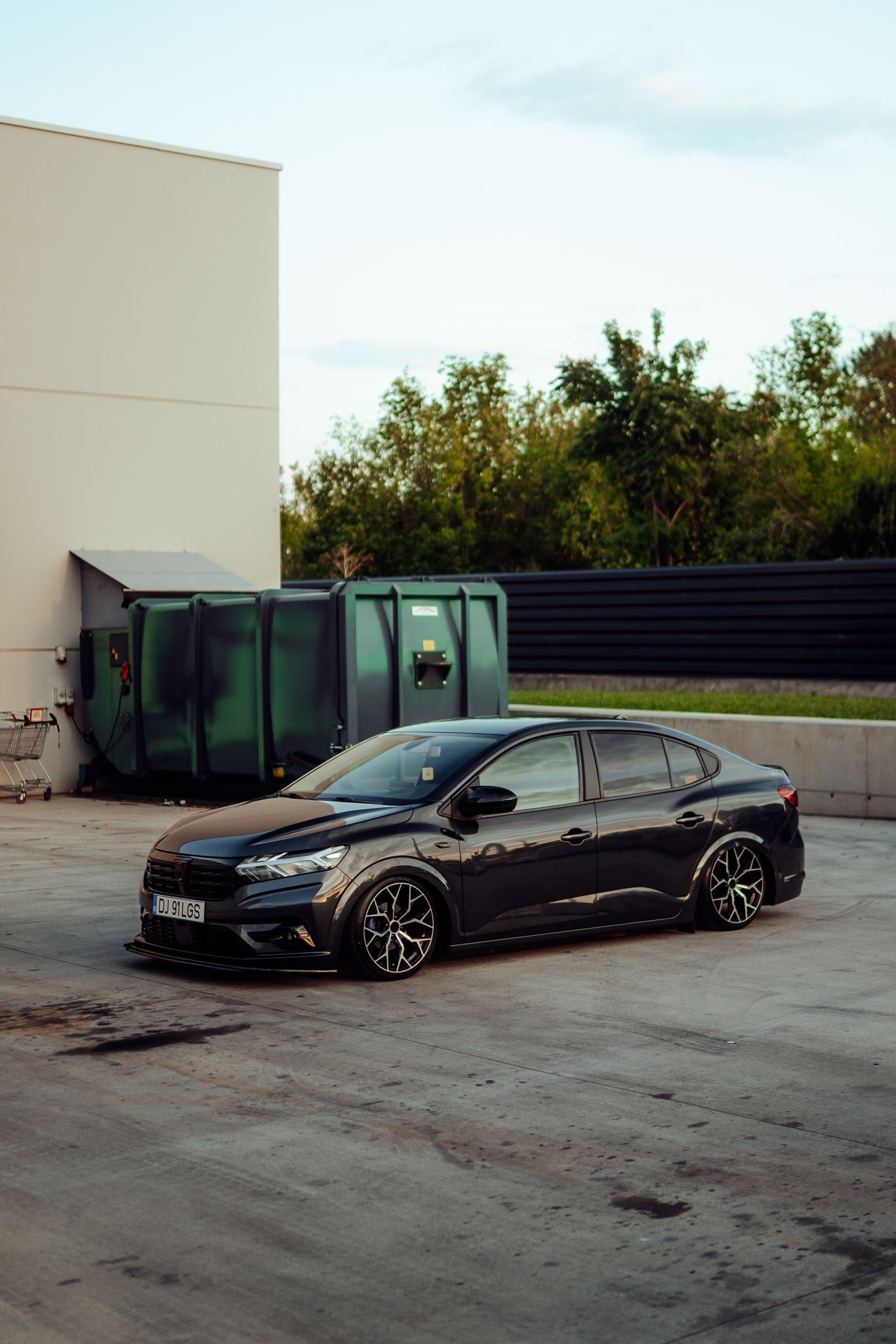 7.5*17-4*108 ET35 63.4 Black Diamond M01 ROMA